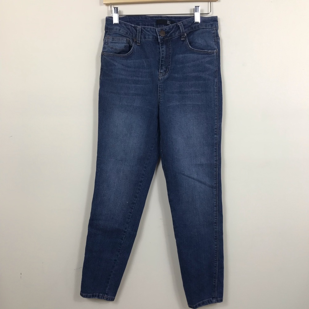 1822 Dark Blue Tapered Legs Jeans